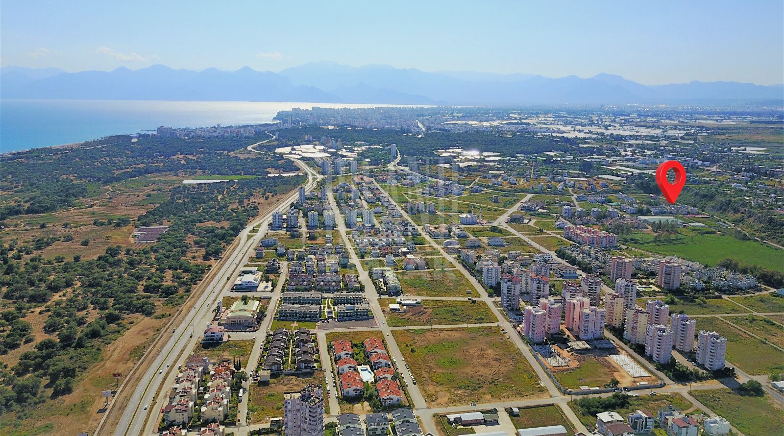 1500 M2 Plot for Sale in Güzeloba, Close to the Sea — Muratpaşa, Antalya