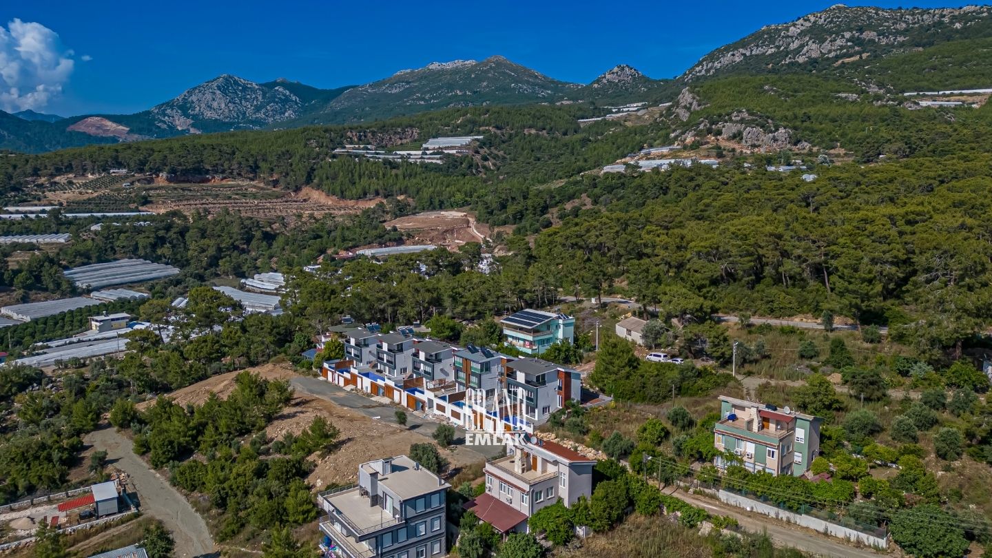 3+1 Villa for Sale with Detached Pool in Kumluca, Antalya — Kumluca, Antalya