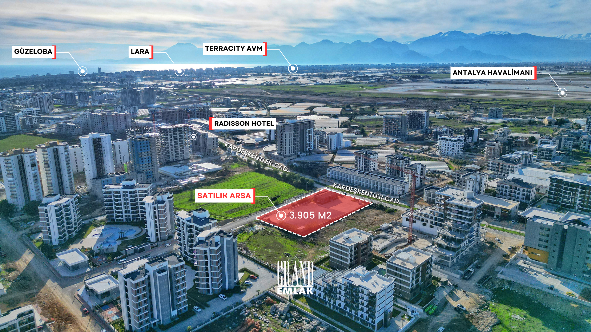 3.900 m2 Commercial Land for Sale in Altıntaş, Suitable for Parking Lot or Car Rental — Altıntaş, Aksu, Antalya