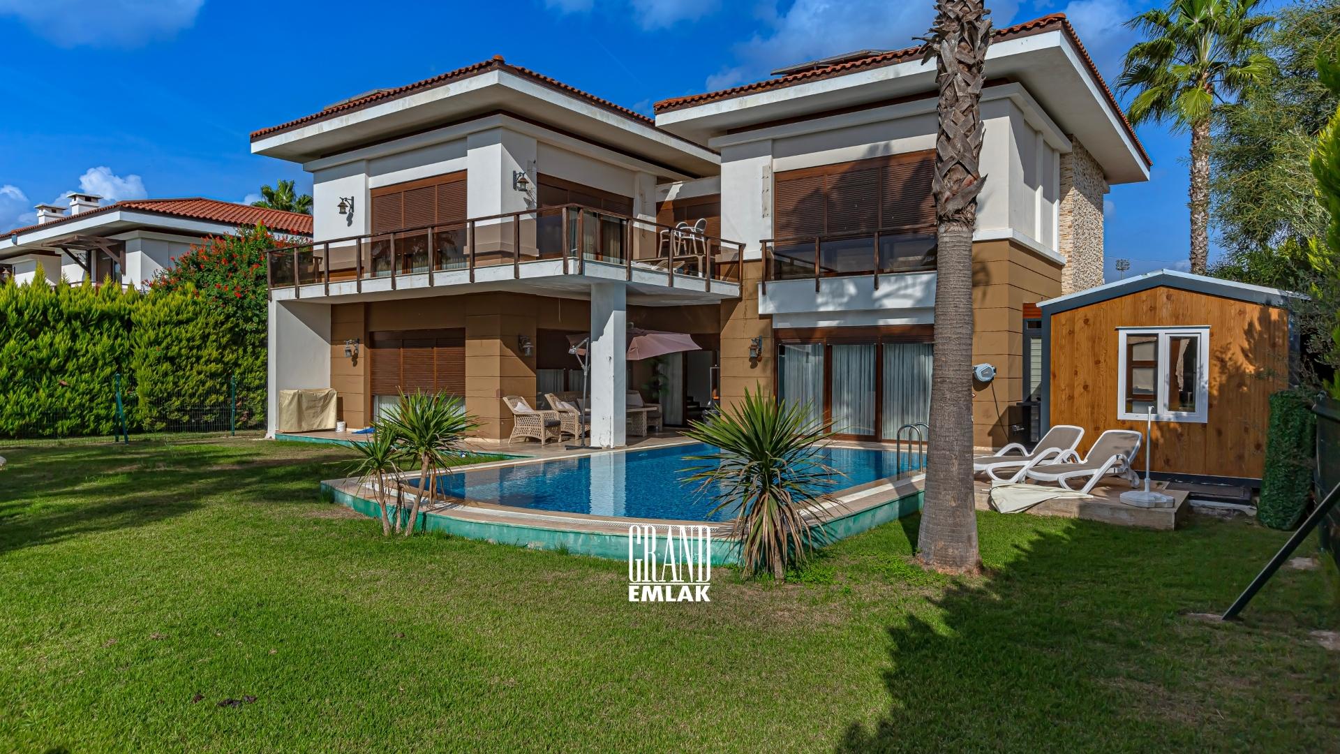 5+1 Ultra Luxury Villa with Private Pool and Detached Garden for Sale in Caratpark Villas in Antalya, Belek — Belek, Serik, Antalya
