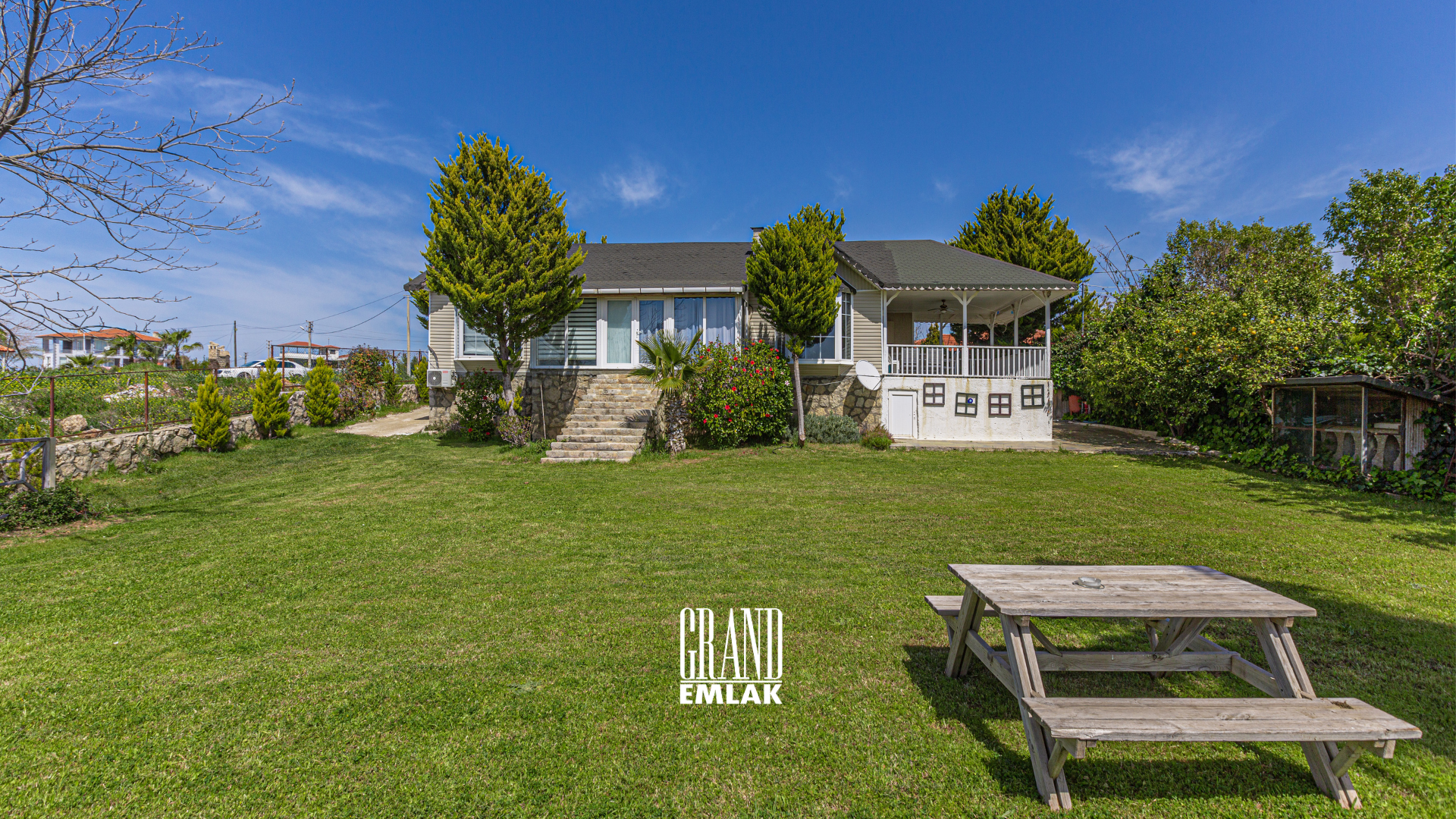 4+1 Detached House with Vast 2,392 M2 Garden in Aksu, Mandırlar — Aksu, Antalya