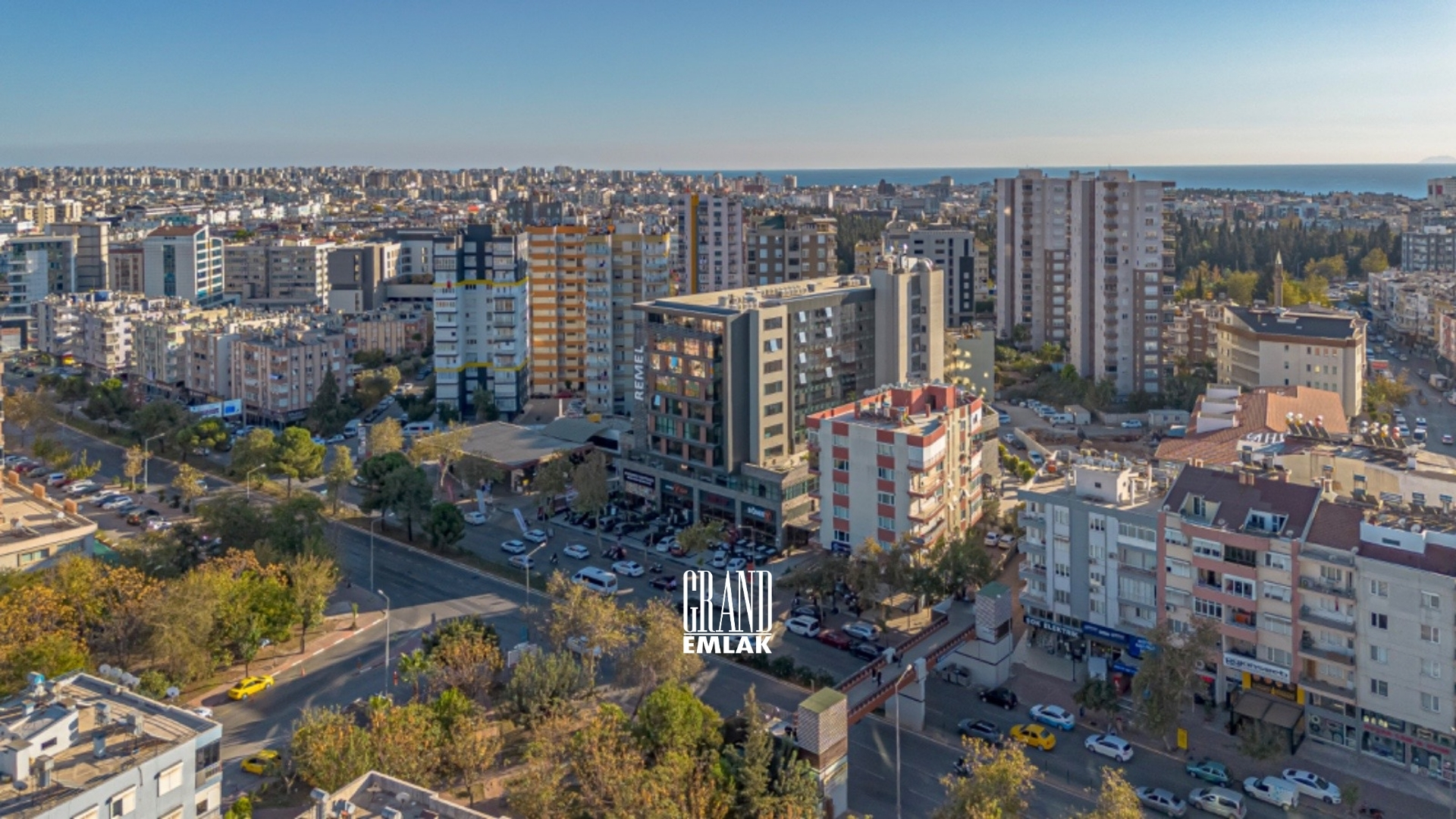 2+1 Office for Rent in Award-Winning Remel Plaza — Etiler, Muratpaşa, Antalya