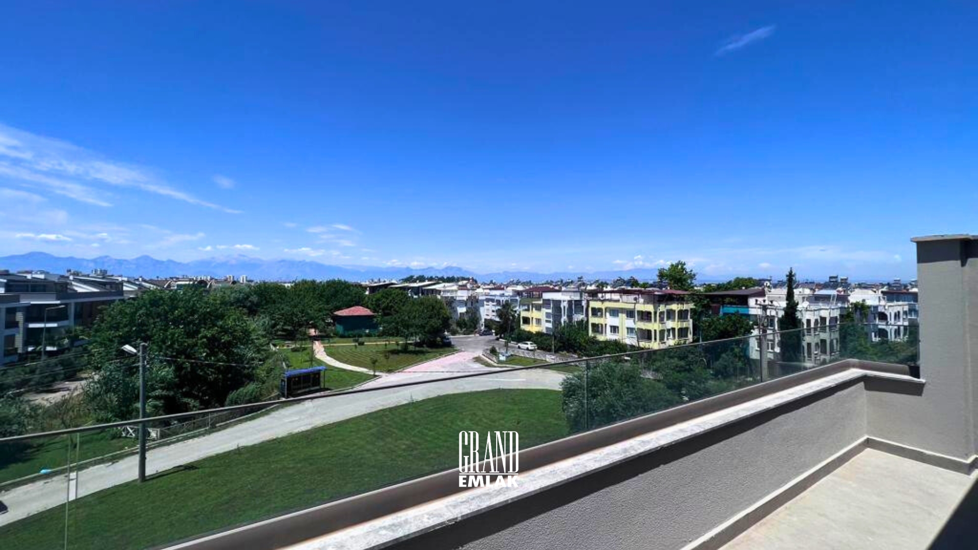 Furnished 2+1 Duplex Apartment for Sale in a Luxury Complex in Güzeloba — Güzeloba, Muratpaşa, Antalya