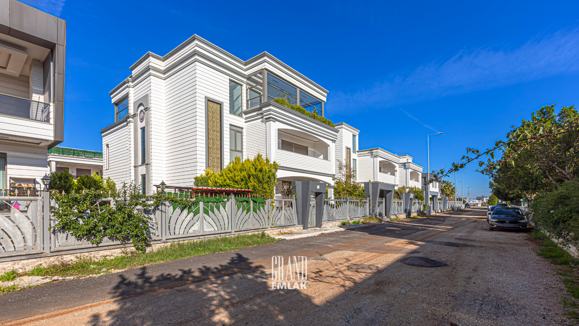 Luxury Villa for Sale in Esi Lara – Exclusive with Indoor & Outdoor Pools and Elevator — Kemerağzı, Aksu, Antalya