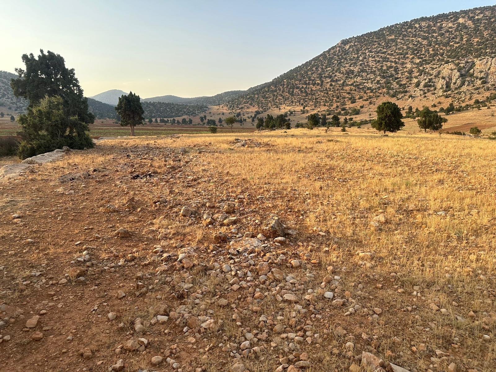 2.750 m² Field for Sale in Beğiş Neighbourhood, Korkuteli — Beğiş, Korkuteli, Antalya