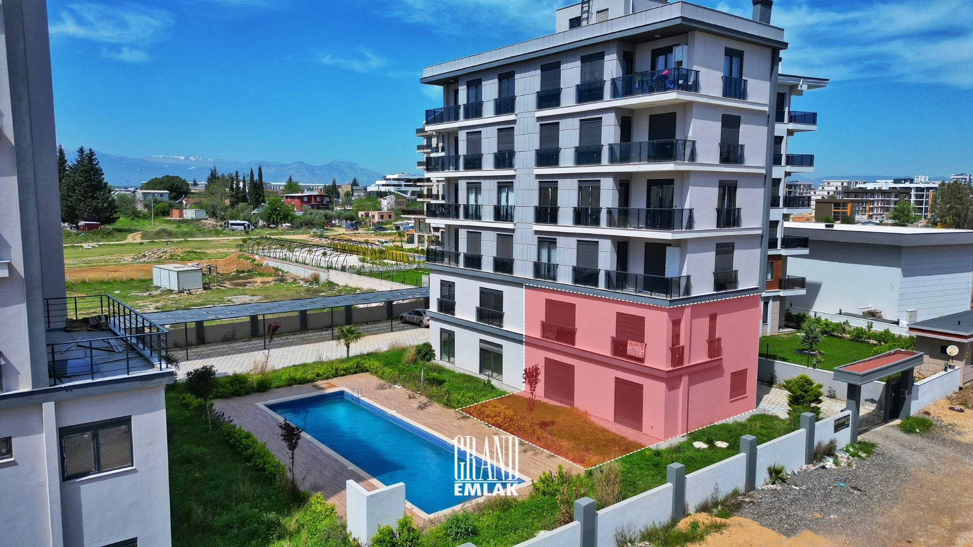 3+1 Duplex Apartment for Sale with Garden Use in Altıntaş — Aksu, Antalya