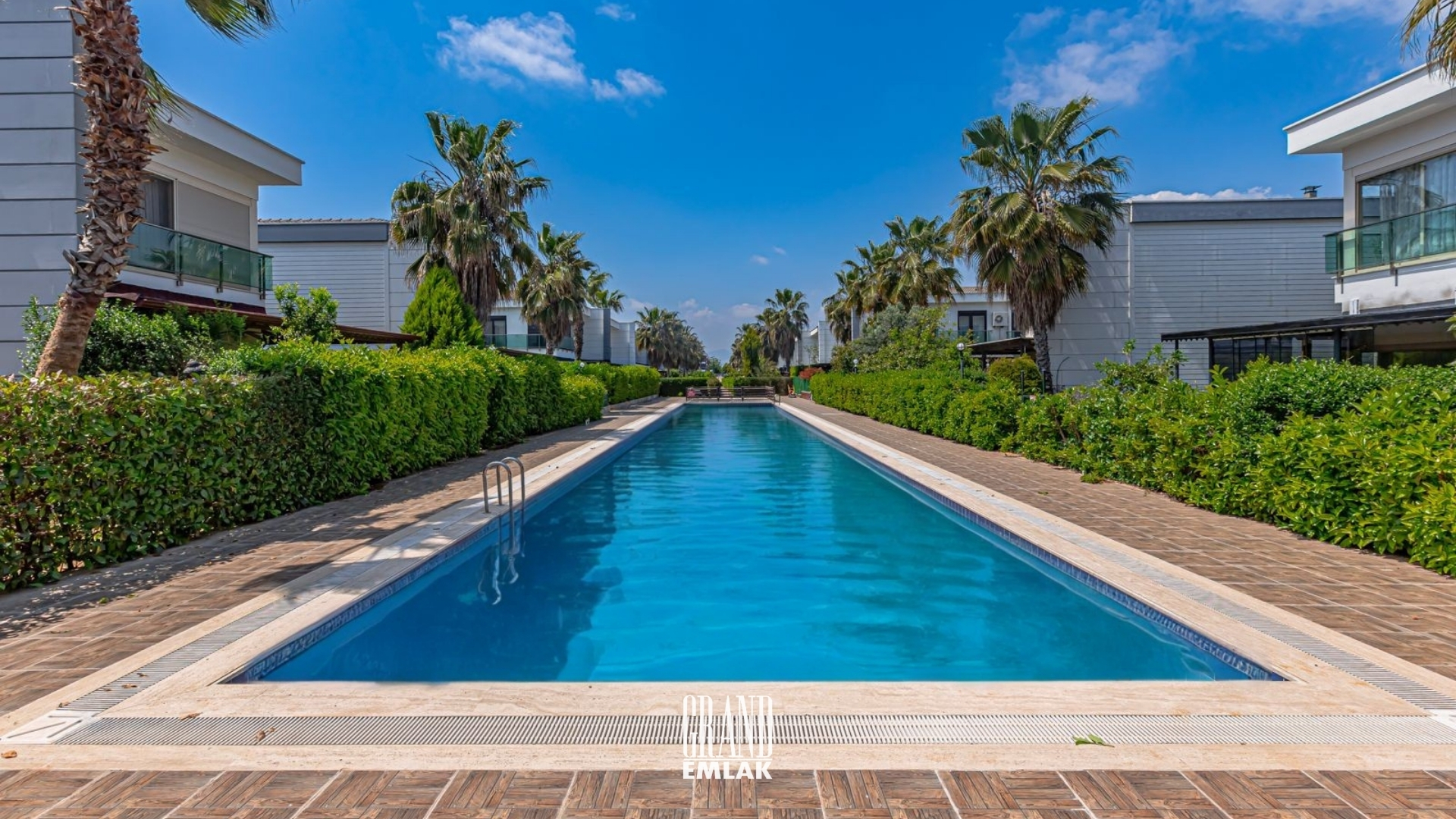 4+1 Villa with Pool and Garden for Sale in Altınkale Neighborhood, Döşemealtı — Altınkale, Döşemealtı, Antalya