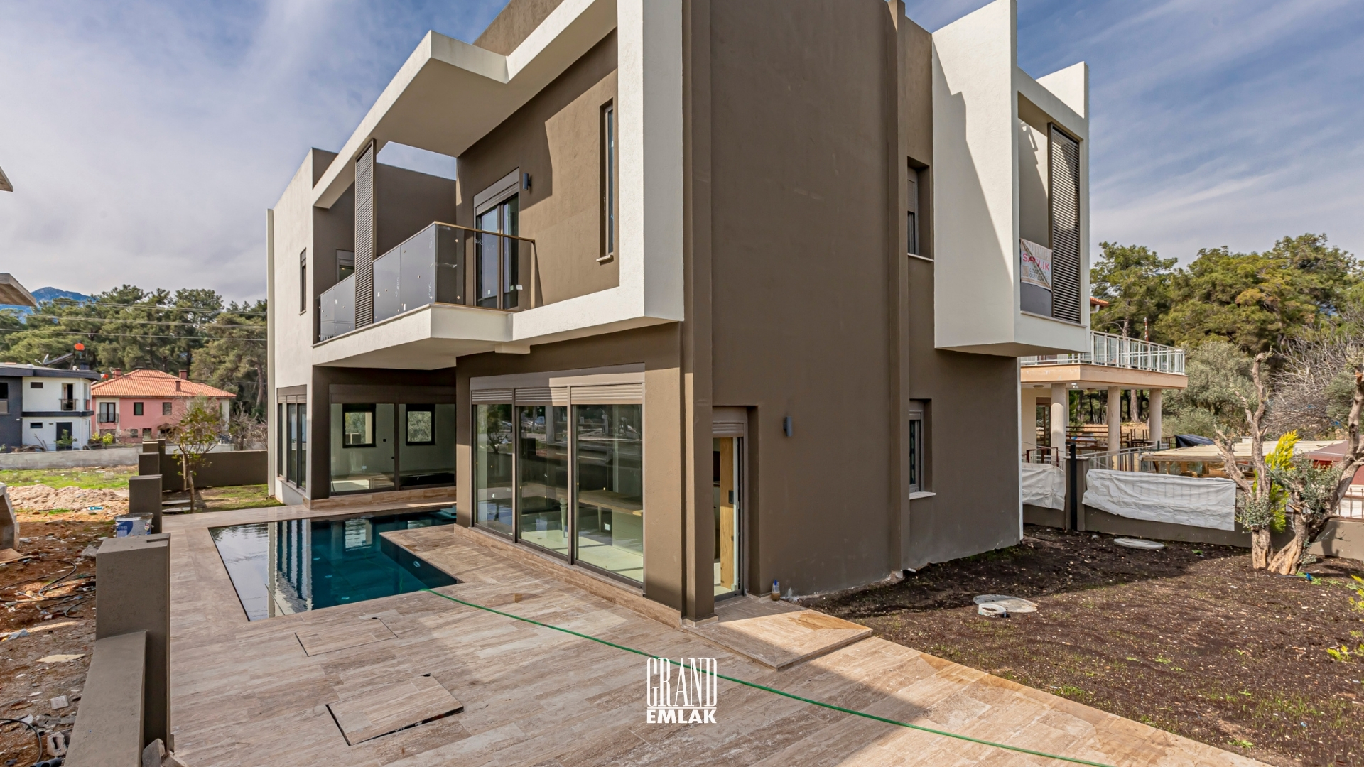 Moderne freistehende 4+1 Villa mit Privatpool in Döşemealtı, Antalya — Döşemealtı, Antalya