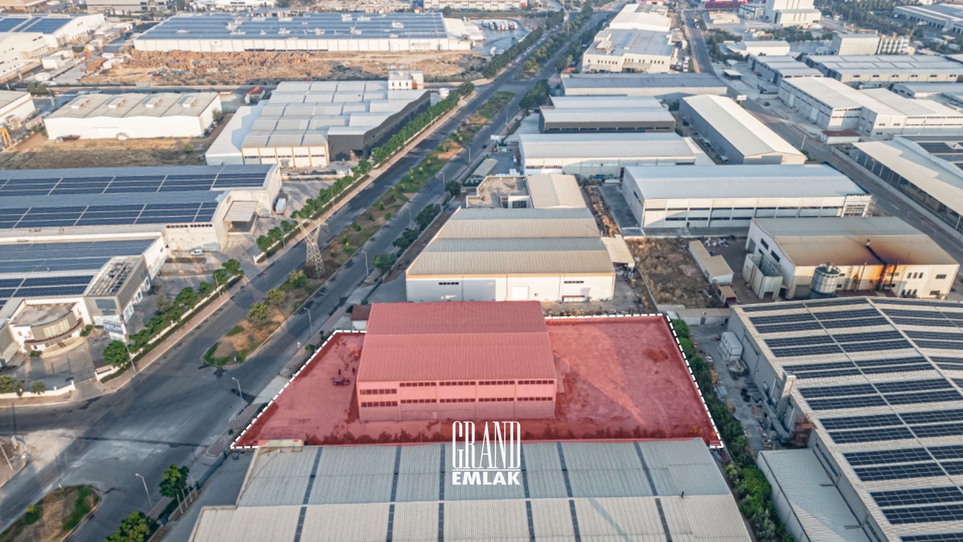 Organisierte Industriezone, 3. Abschnitt, 1.560 m² zu Vermietende Fabrik- und Lagerfläche — AOSB 3. KISIM, Döşemealtı, Antalya