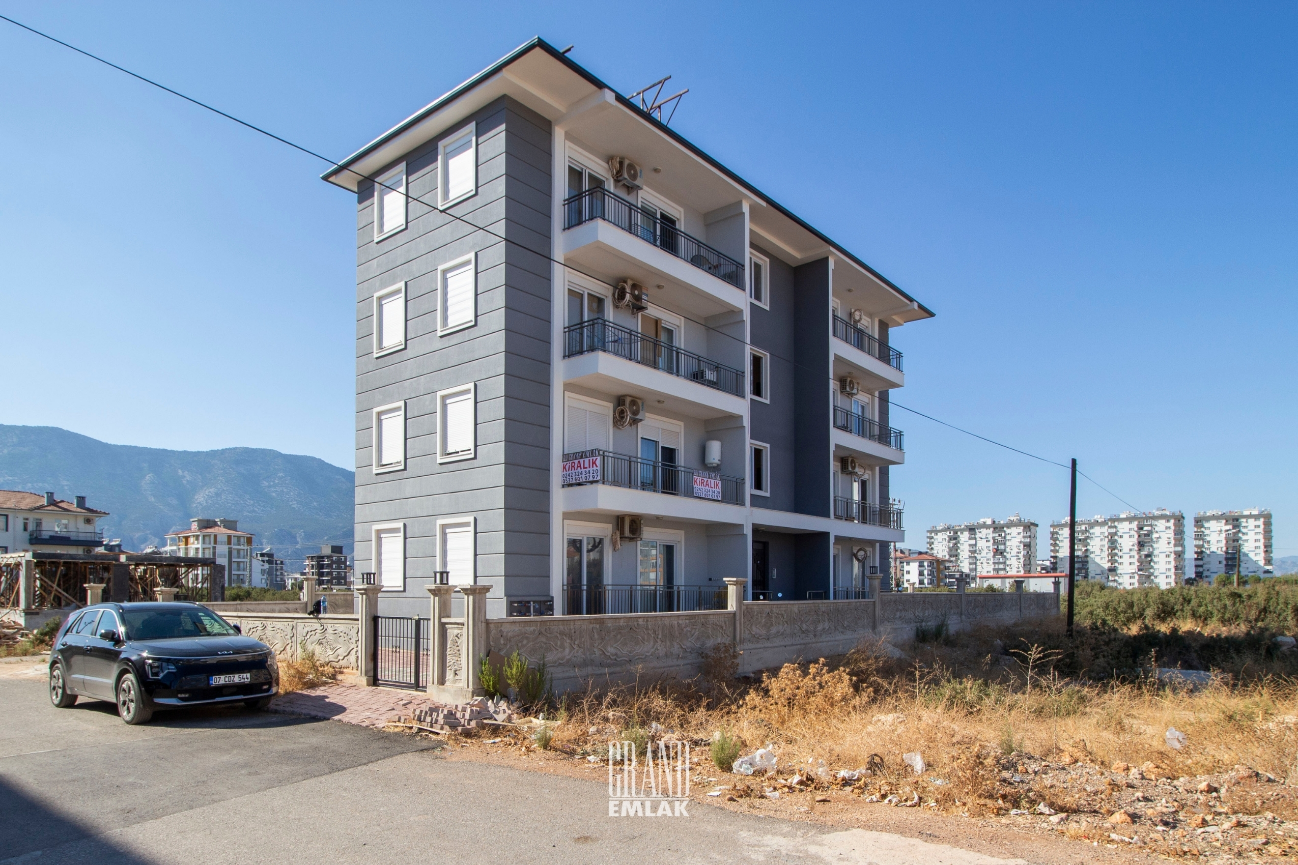 Möblierte 2+1 Wohnung mit Balkon zur Miete in Yeniköy — Döşemealtı, Antalya