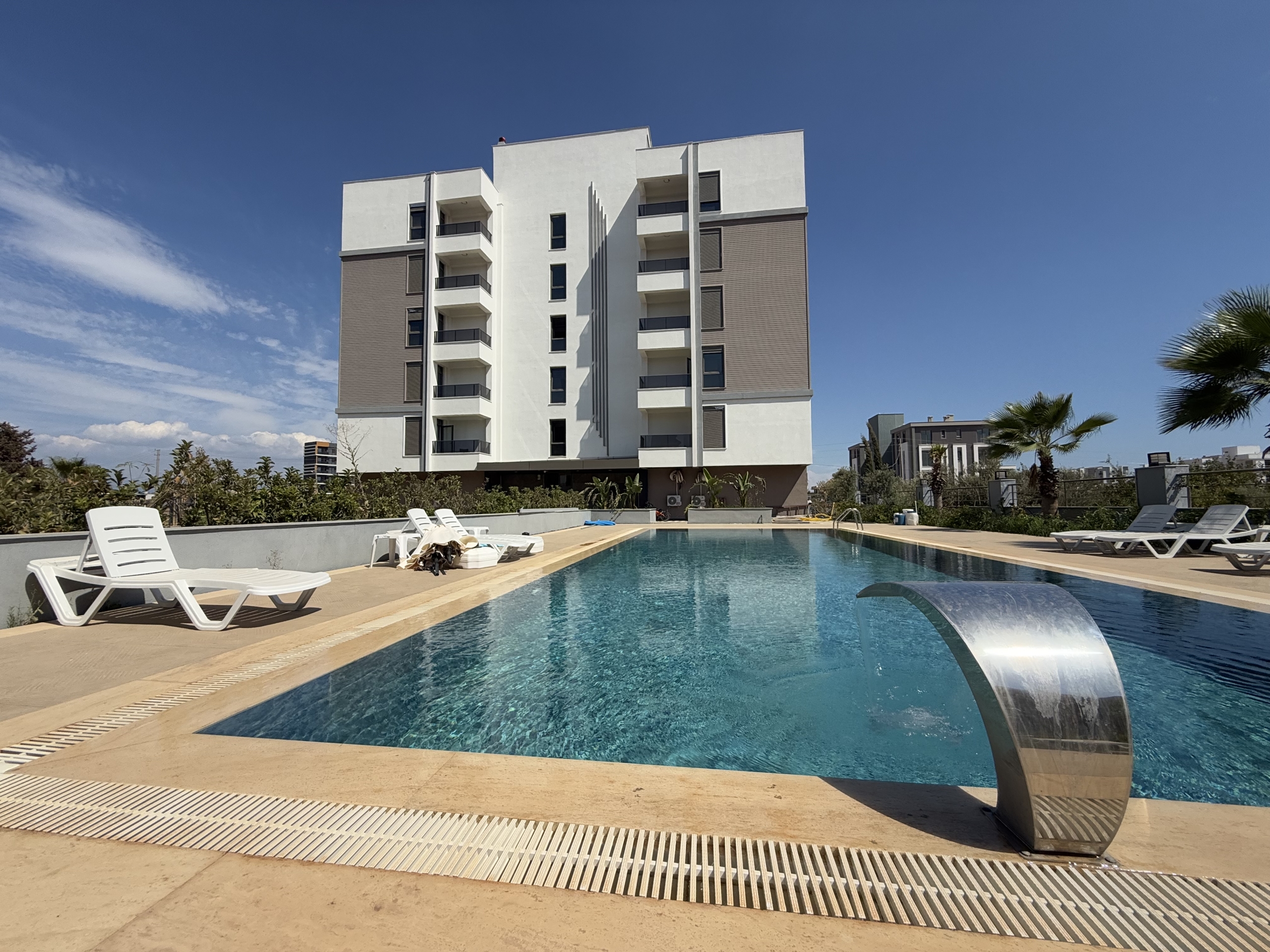 Spacious 2+1 Apartment for Sale with Pool View in Altıntaş — Altıntaş, Aksu, Antalya