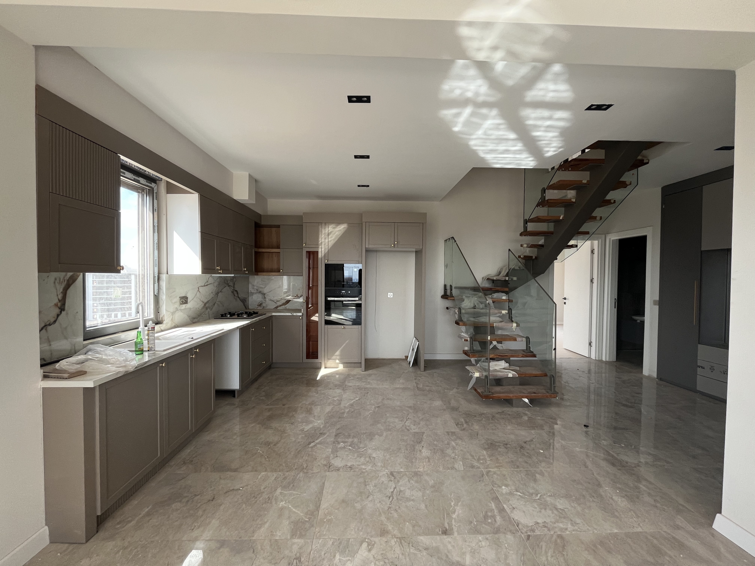 Villa-Like Duplex Apartment for Sale in an Exclusive Gated Complex, with Sea Views from Every Room — Altıntaş, Aksu, Antalya