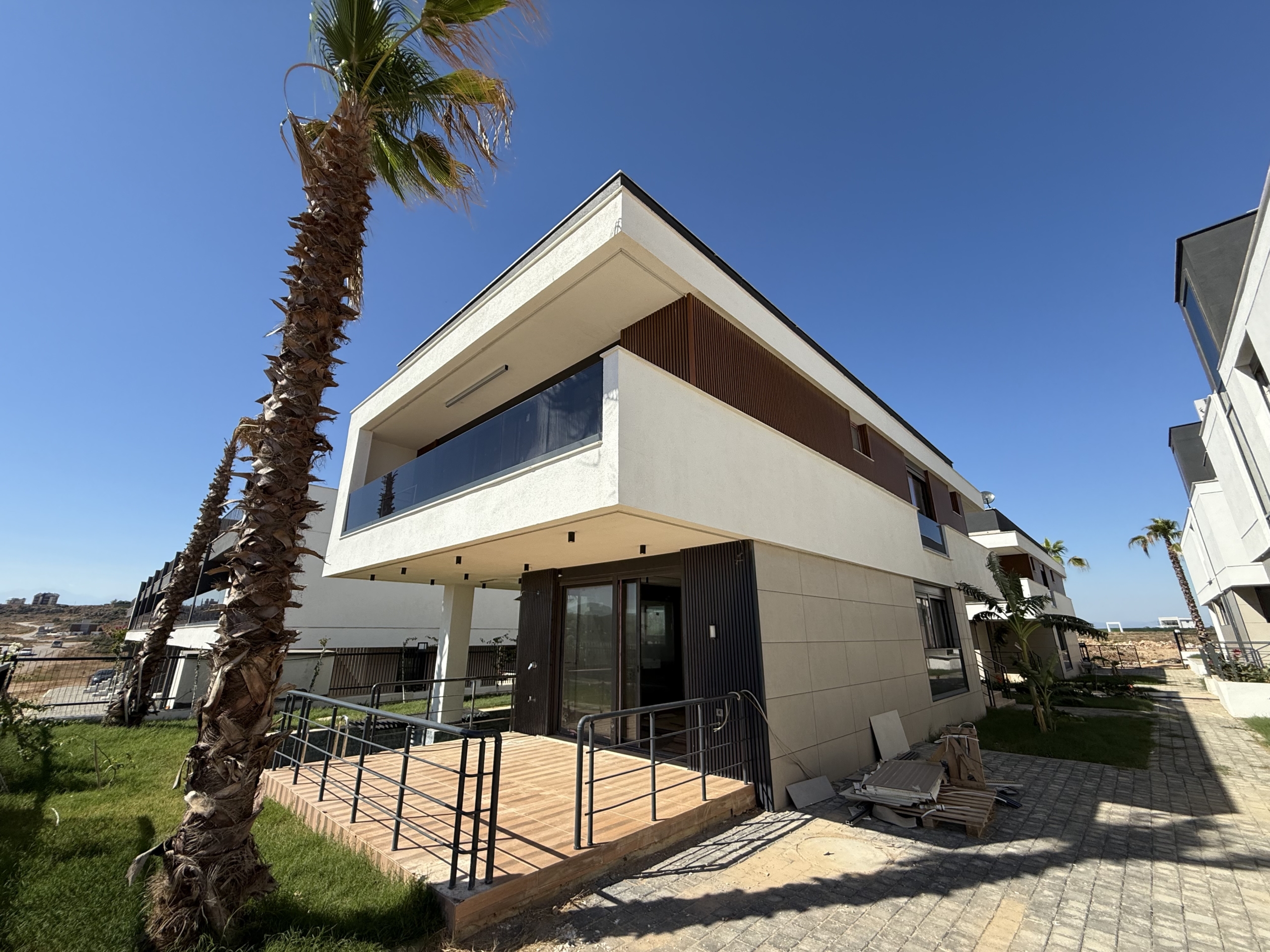 Luxury Detached 4+1 Villa for Sale in Kemerağzı — Kemerağzı, Aksu, Antalya
