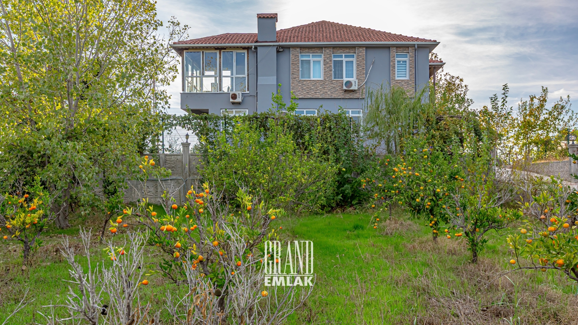 Aksu, Mandırlar: 4+1 Farmhouse for Sale on 4.3 Acres — Mandırlar, Aksu, Antalya