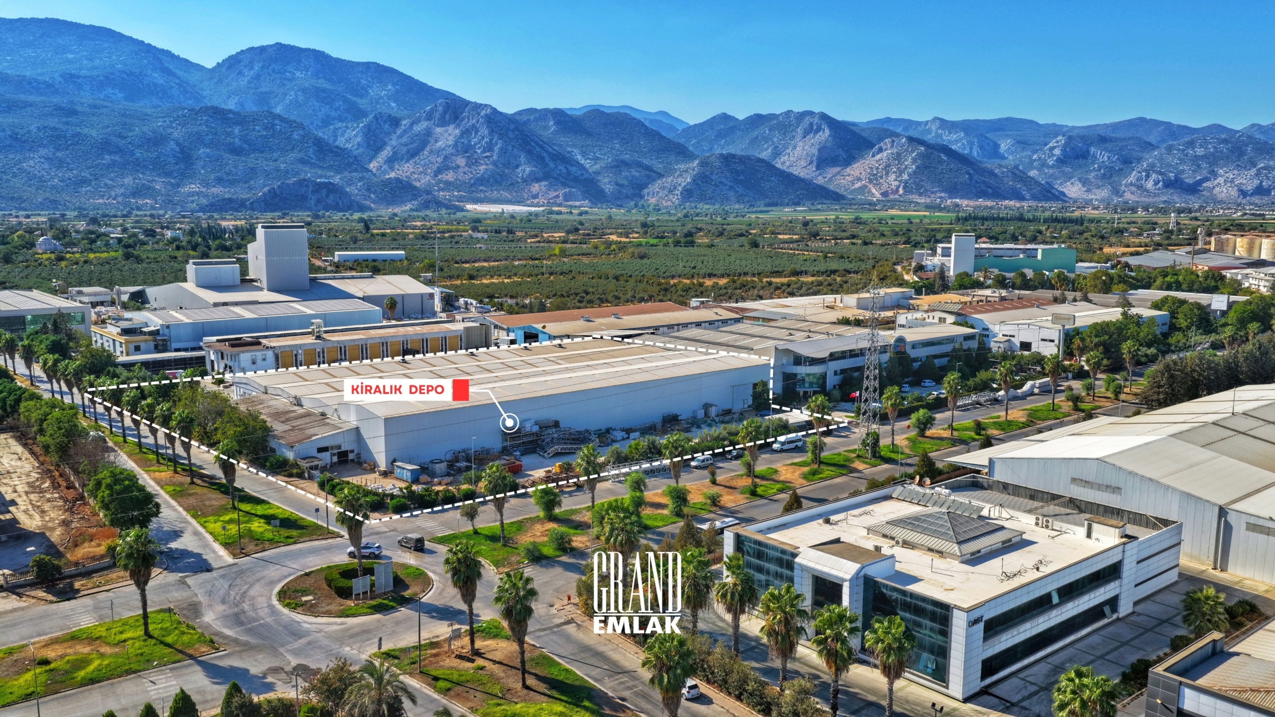 Lager på 10 dekar uthyres i Antalyas organiserade industriområde — Döşemealtı, Antalya