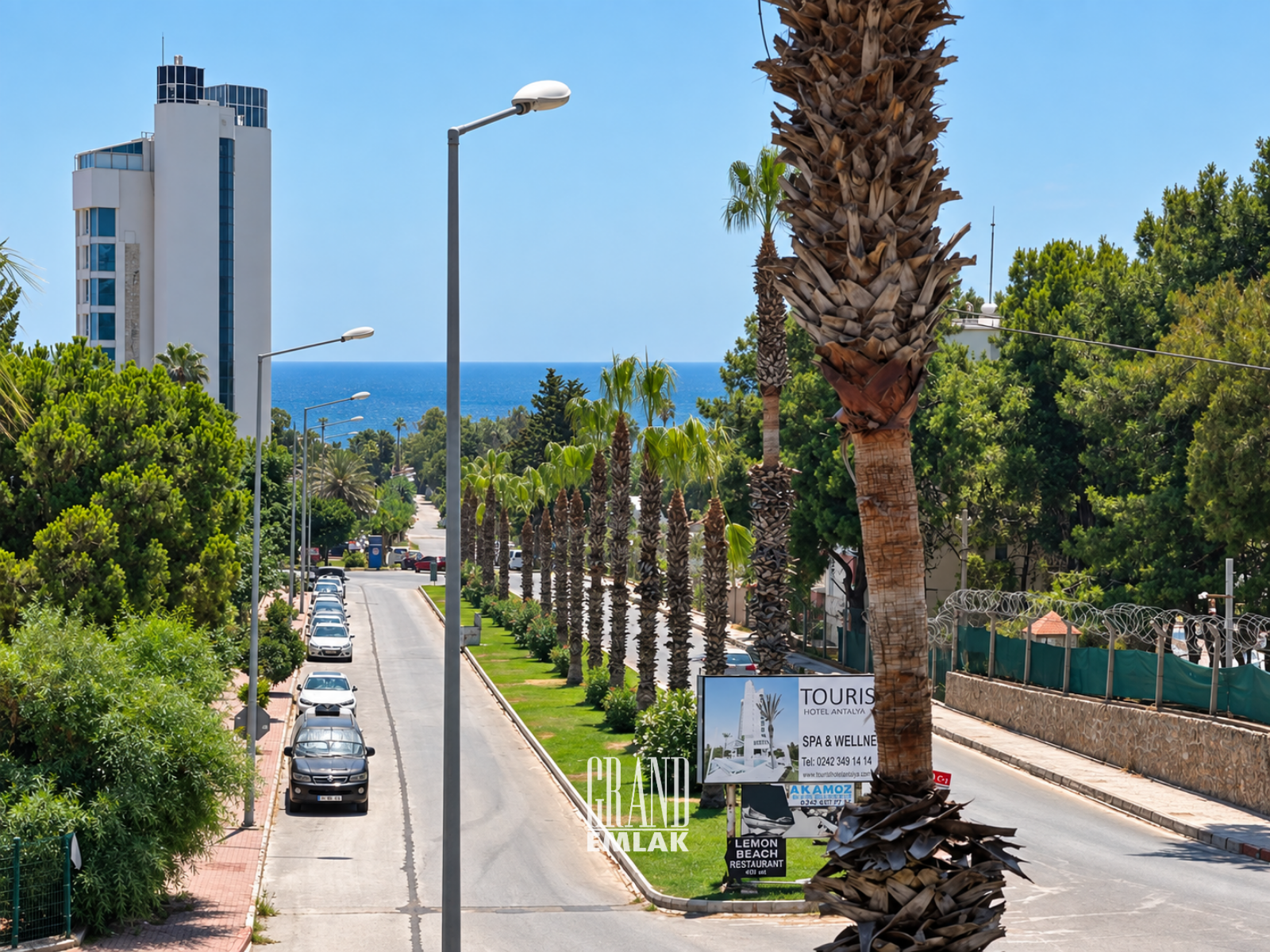 4+2 Villa for Sale with Private Pool and Sea View in Larakent Complex, Güzeloba — Güzeloba, Muratpaşa, Antalya