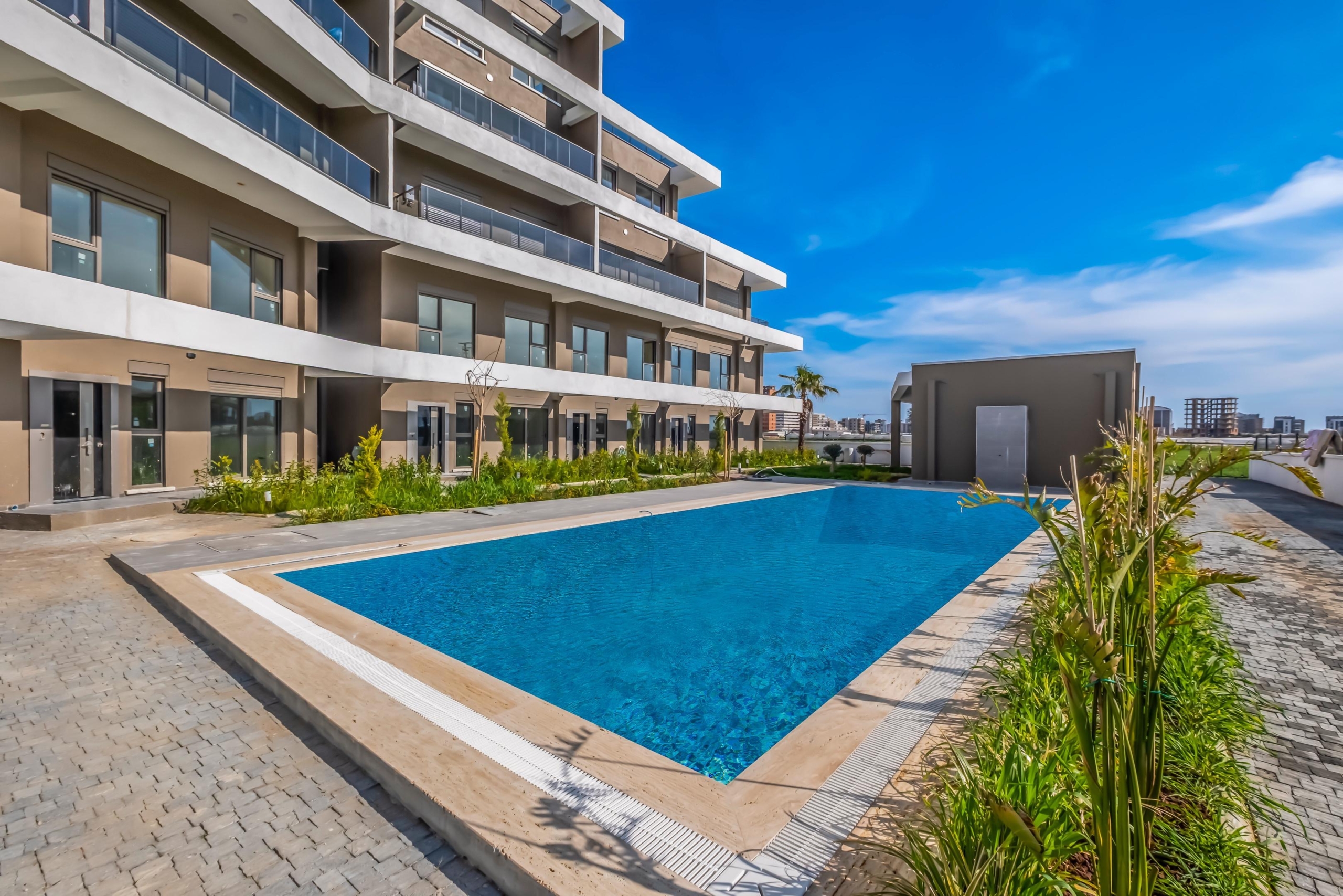 Alesta Garden Möblerad 2+1-dubplexlägenhet till salu med trädgårdsanvändning — Altıntaş, Aksu, Antalya
