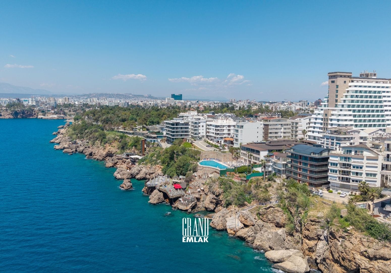 Antalya Işıklar’da Sirius Manzara’da Satılık Deni̇ze Sıfır 3+1 Daire — Gençlik, Muratpaşa, Antalya